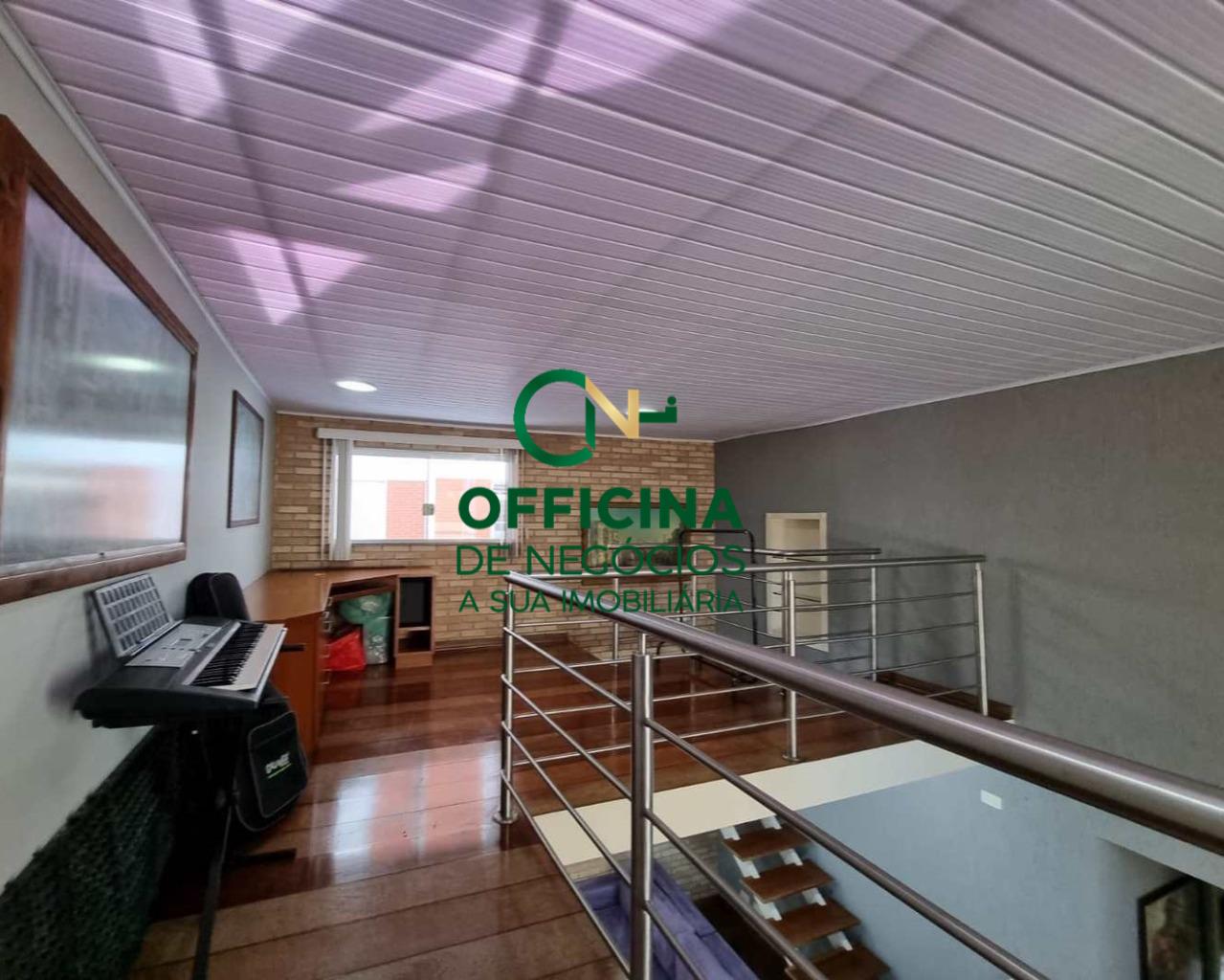 CASA à venda no PONTA DA PRAIA: 