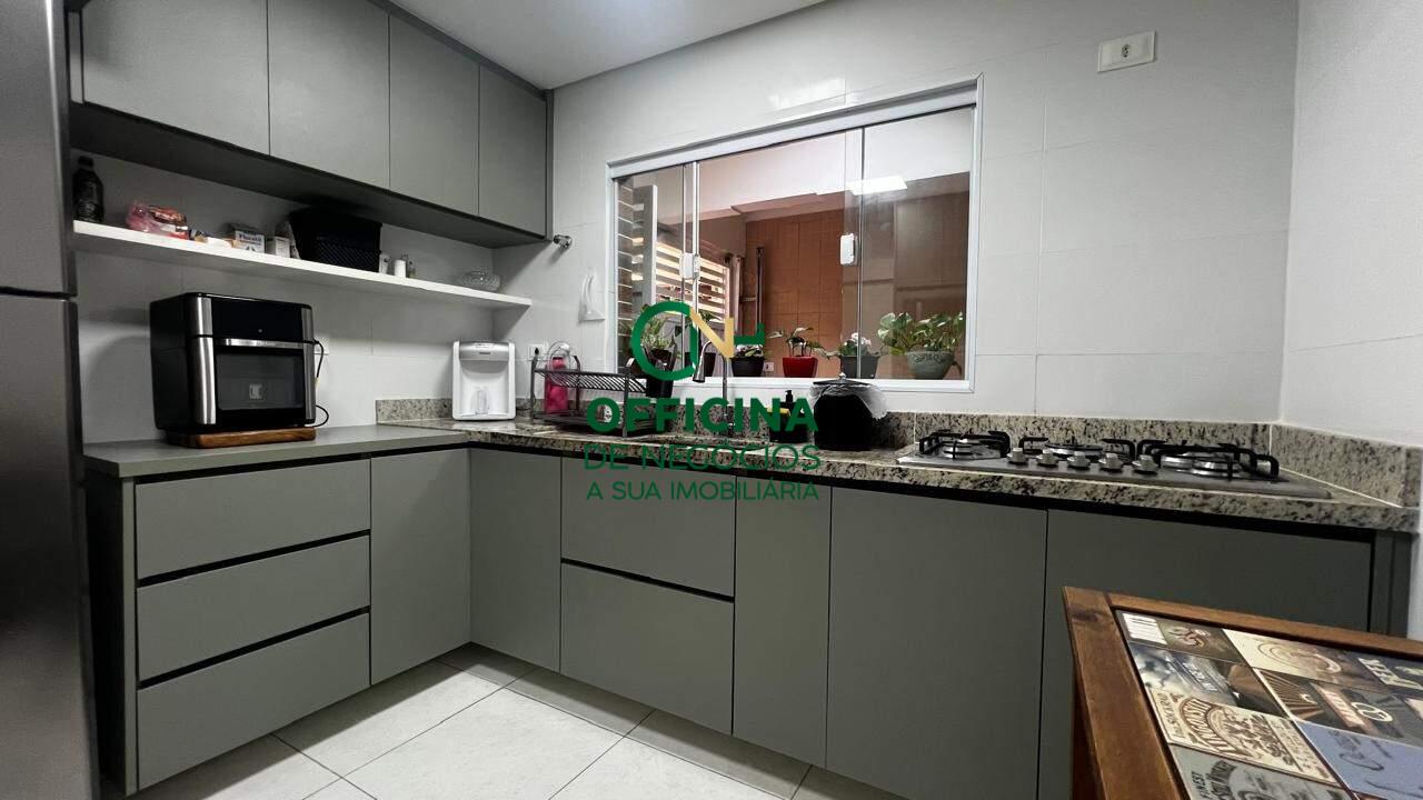 CASA à venda no CAMPO GRANDE: Foto 08