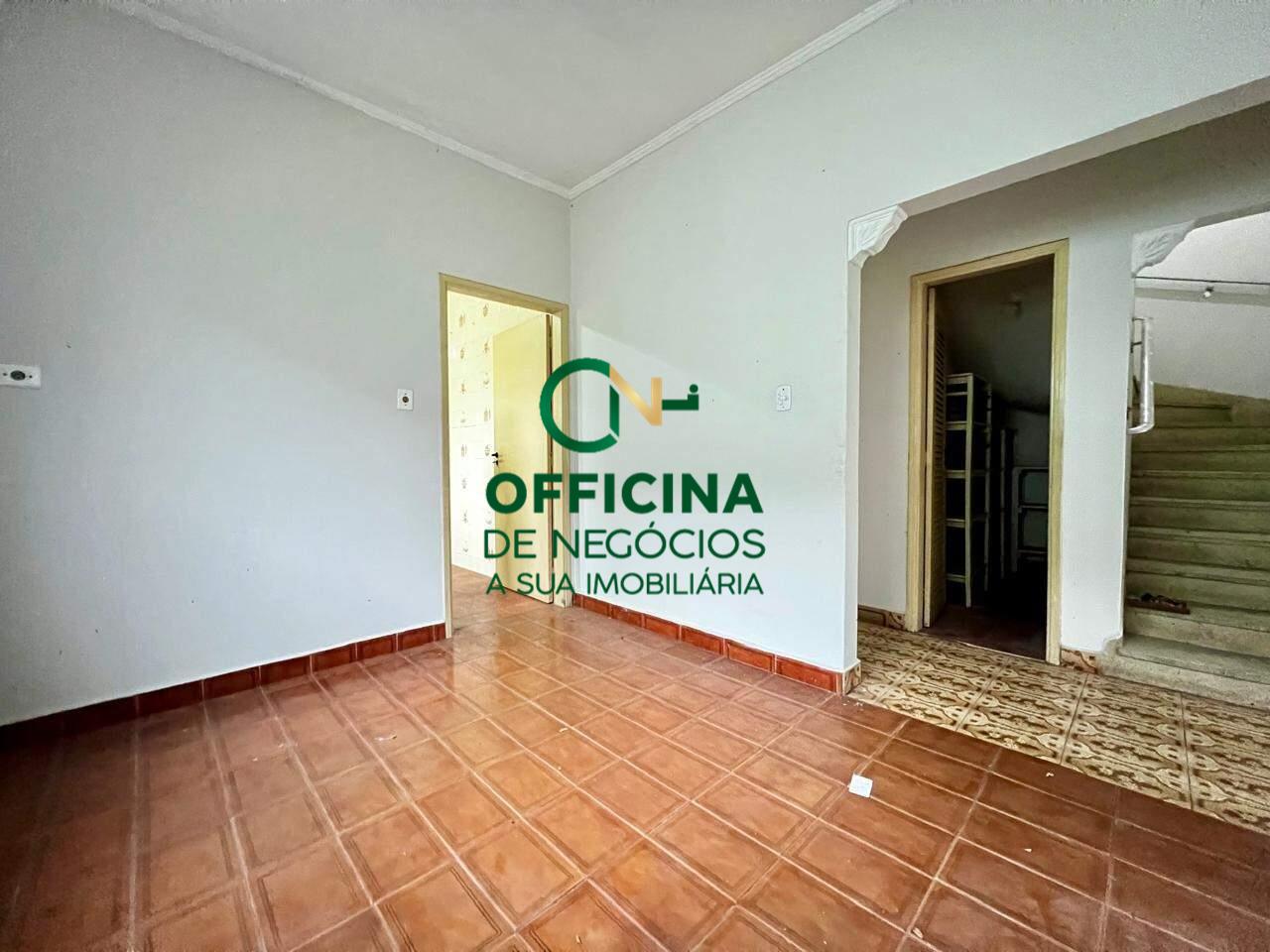 SOBRADO à venda no JARDIM CASQUEIRO: Foto 01