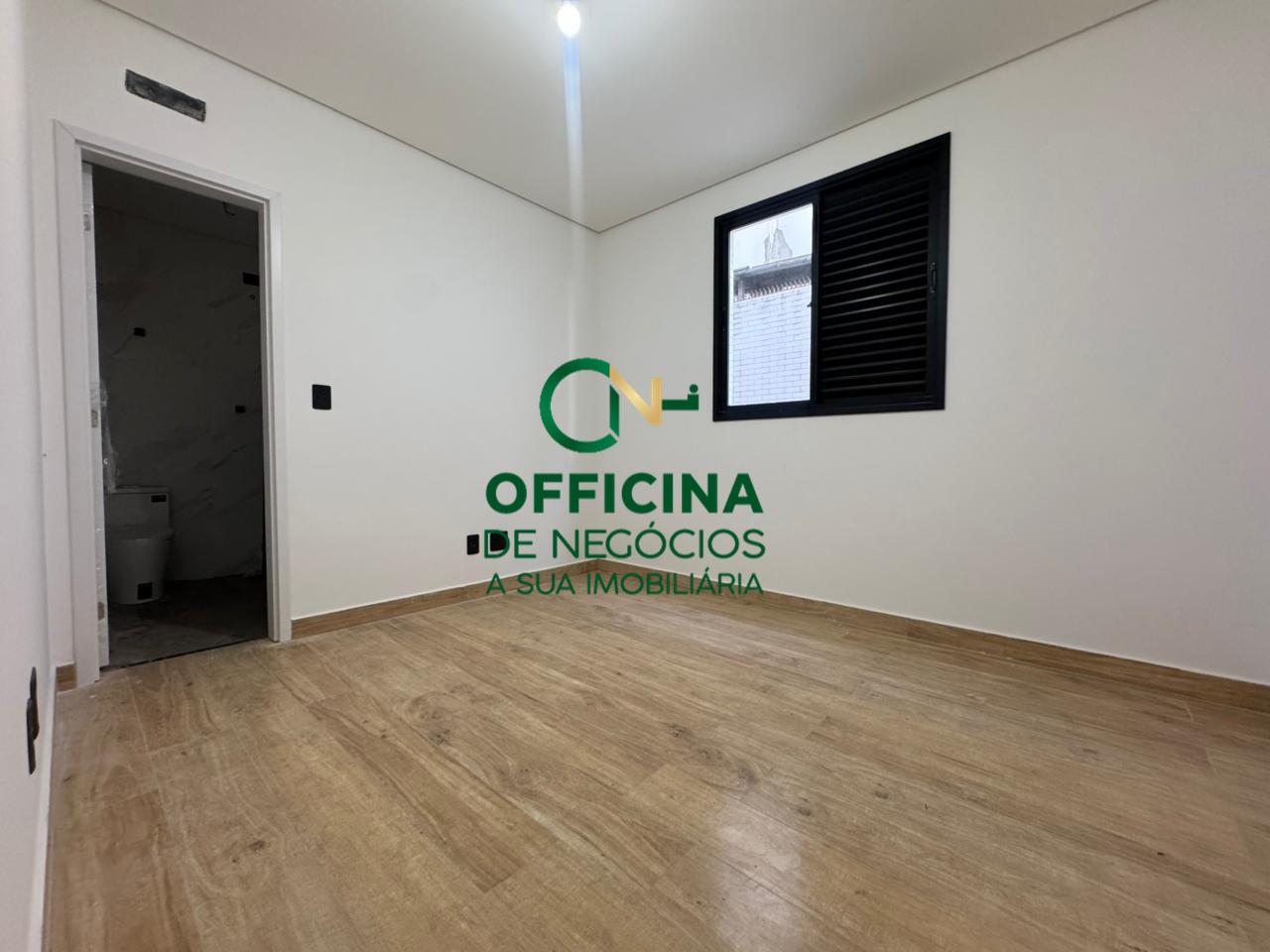 CASA SOBREPOSTA à venda no APARECIDA: 