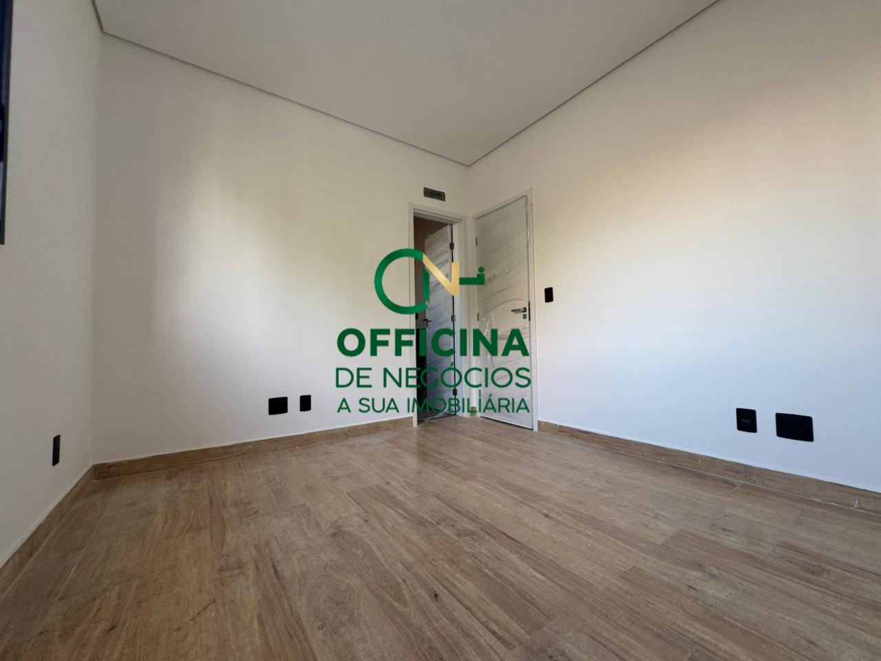 CASA SOBREPOSTA à venda no APARECIDA: 