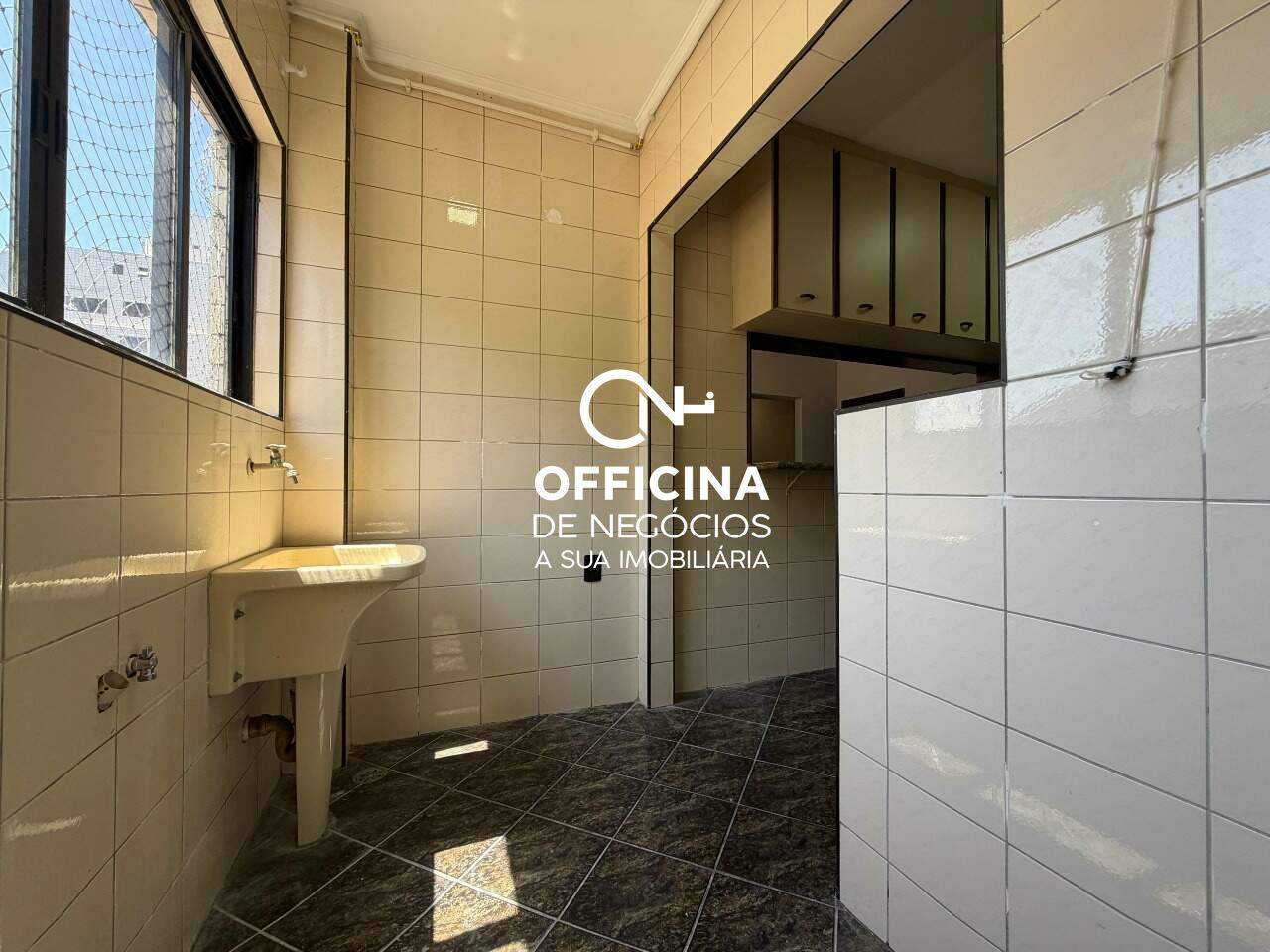 APARTAMENTO para aluguel no MARAPÉ: 