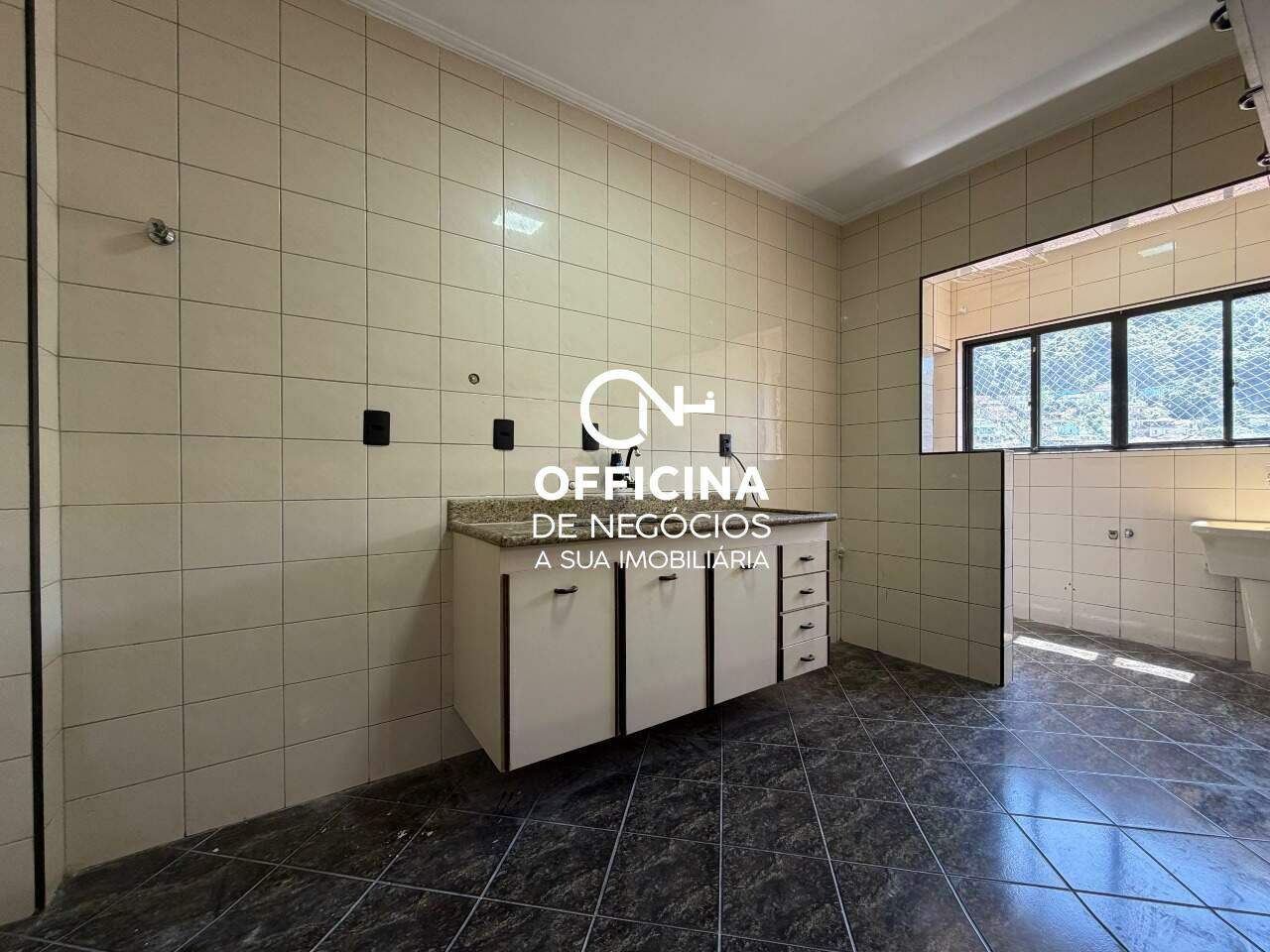 APARTAMENTO para aluguel no MARAPÉ: 