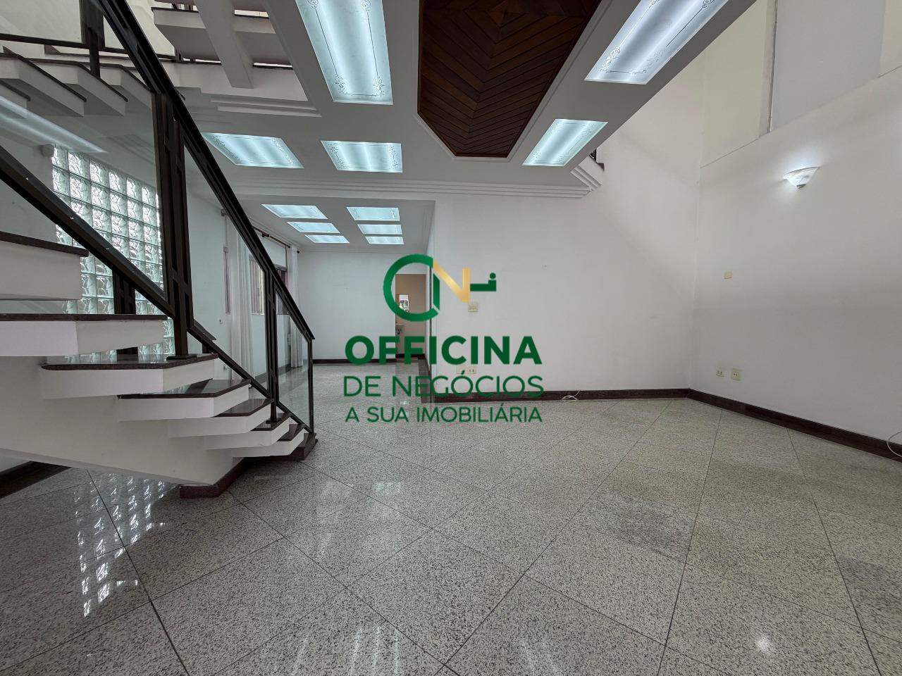 SOBRADO à venda no PONTA DA PRAIA: 