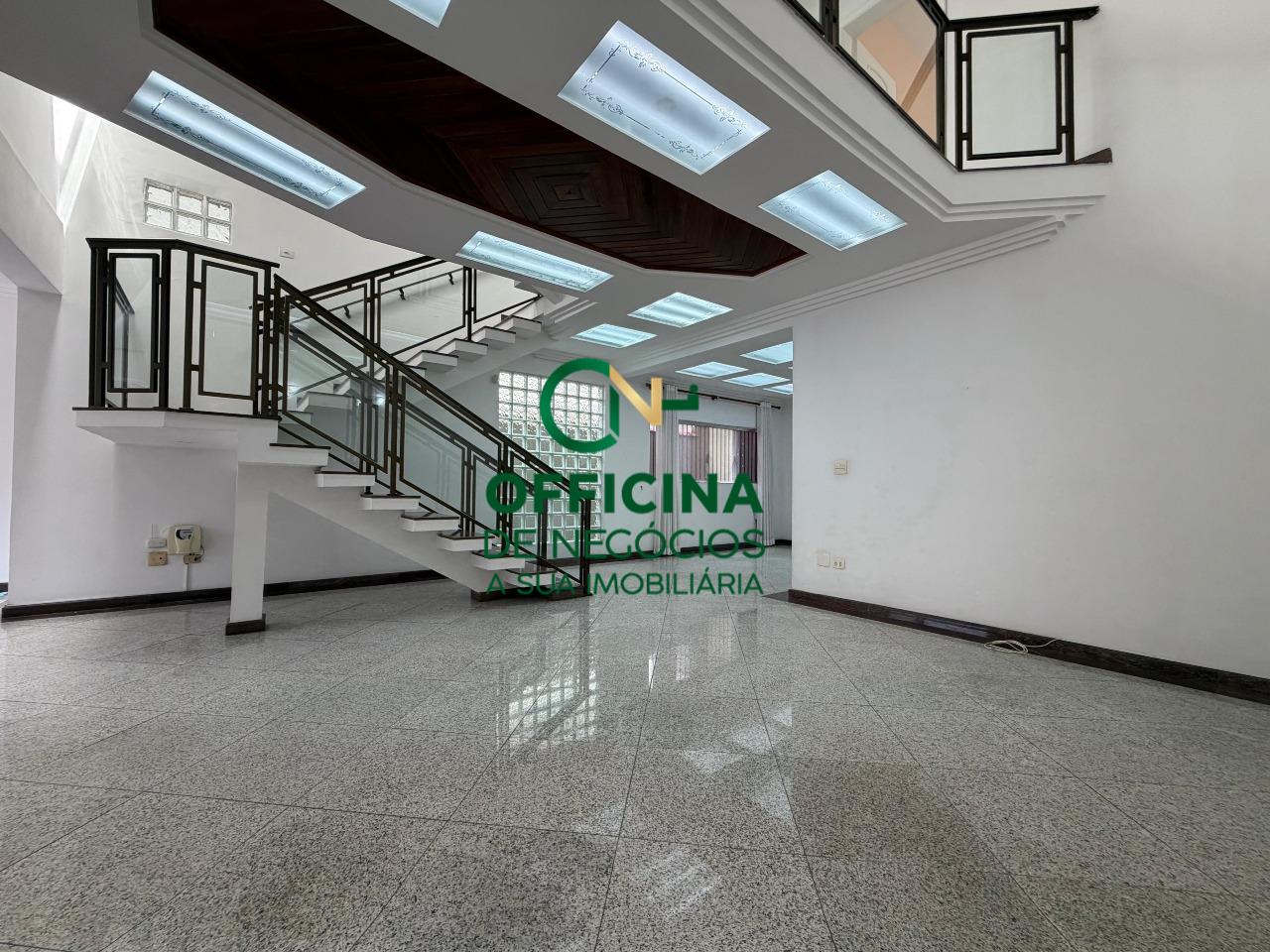 SOBRADO à venda no PONTA DA PRAIA: 