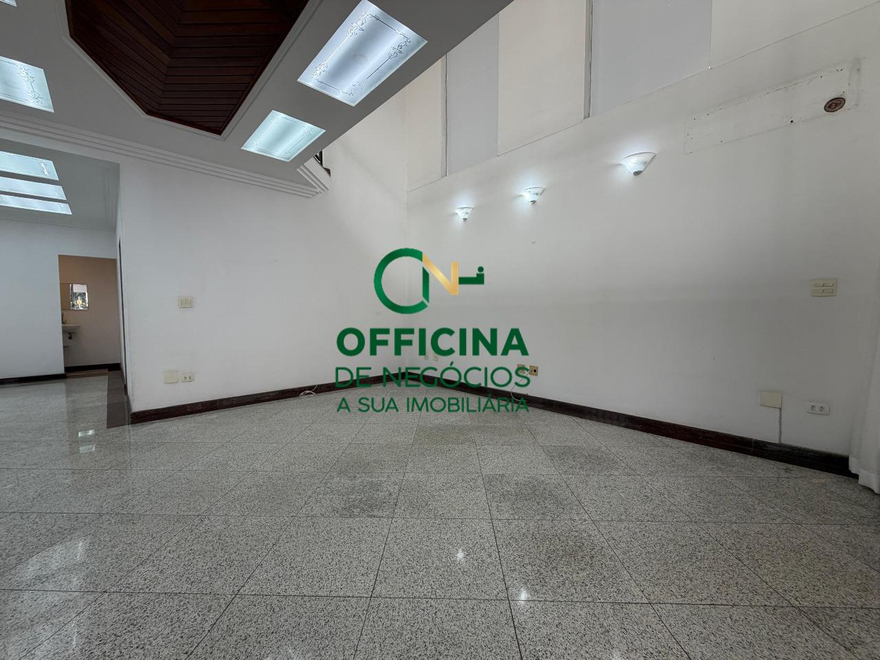 SOBRADO à venda no PONTA DA PRAIA: 