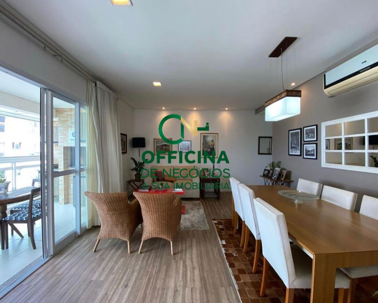 COBERTURA à venda no PONTA DA PRAIA: 