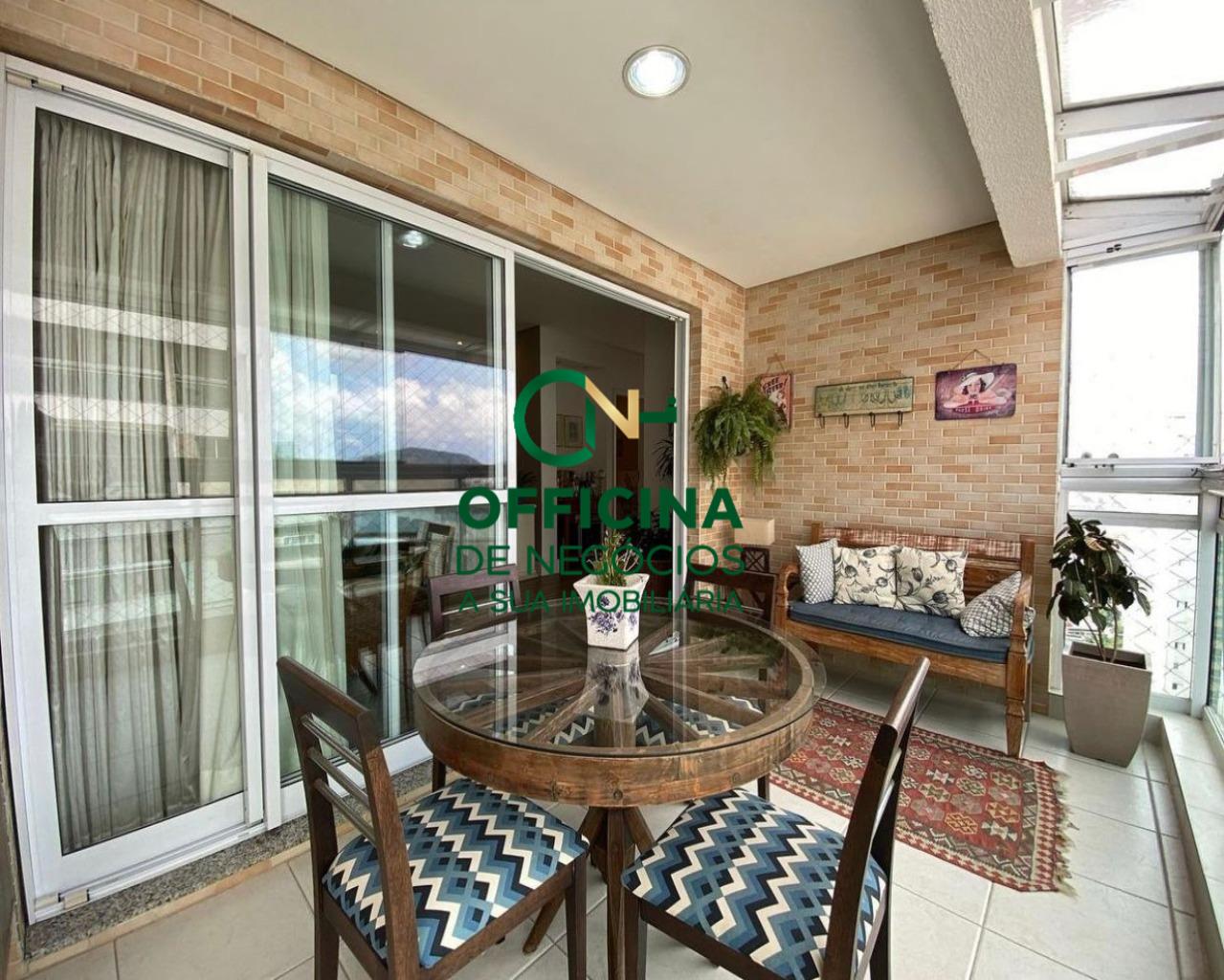 COBERTURA à venda no PONTA DA PRAIA: 