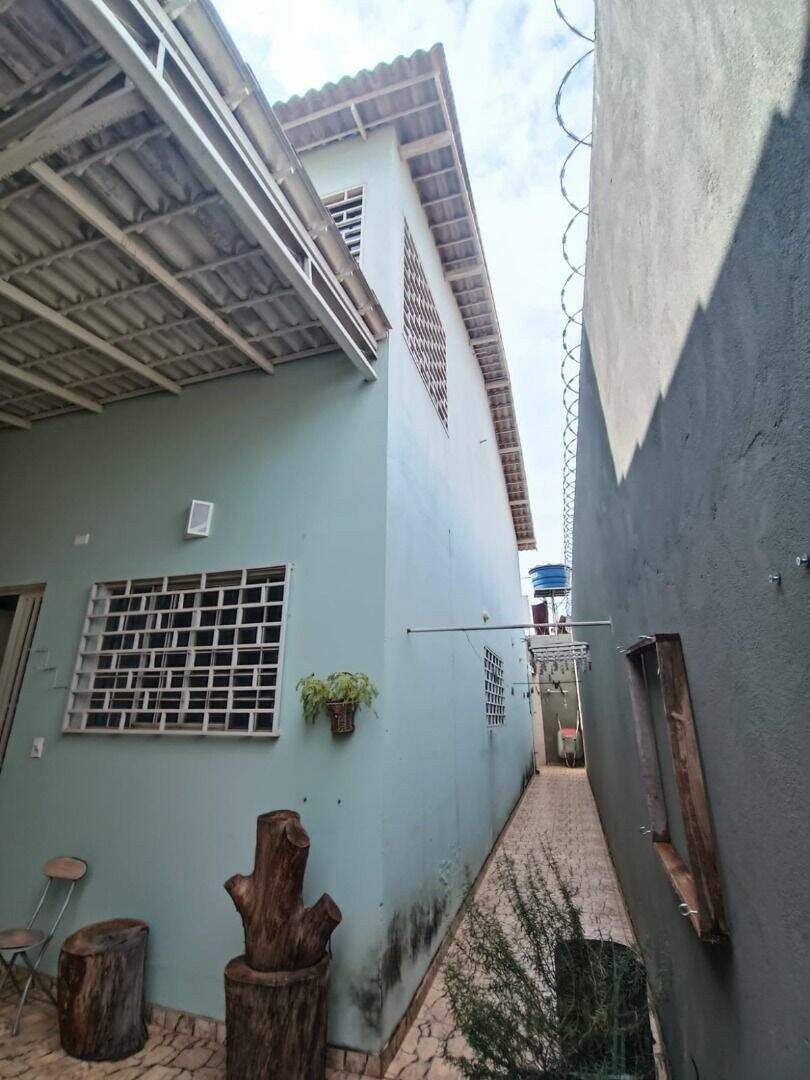 Sobrado à venda no Residencial Morro da Cruz (São Sebastião): 