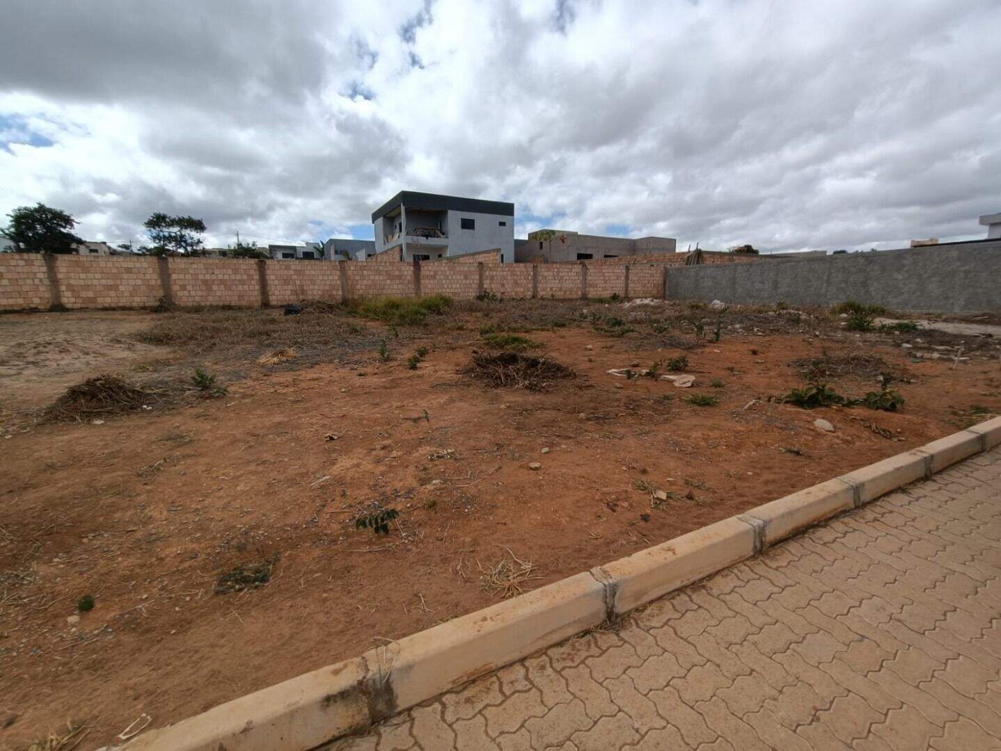 Terreno à venda no Setor Habitacional Jardim Botânico: 
