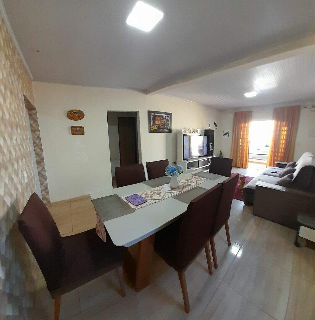 Sobrado à venda no Residencial Morro da Cruz (São Sebastião): 