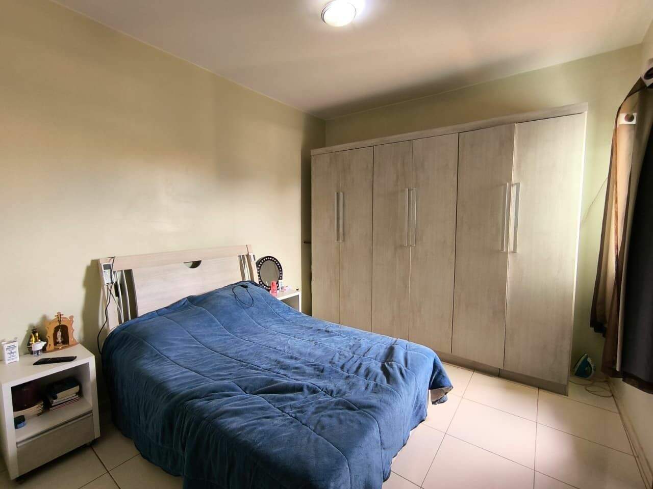 Sobrado à venda no Residencial Morro da Cruz (São Sebastião): 