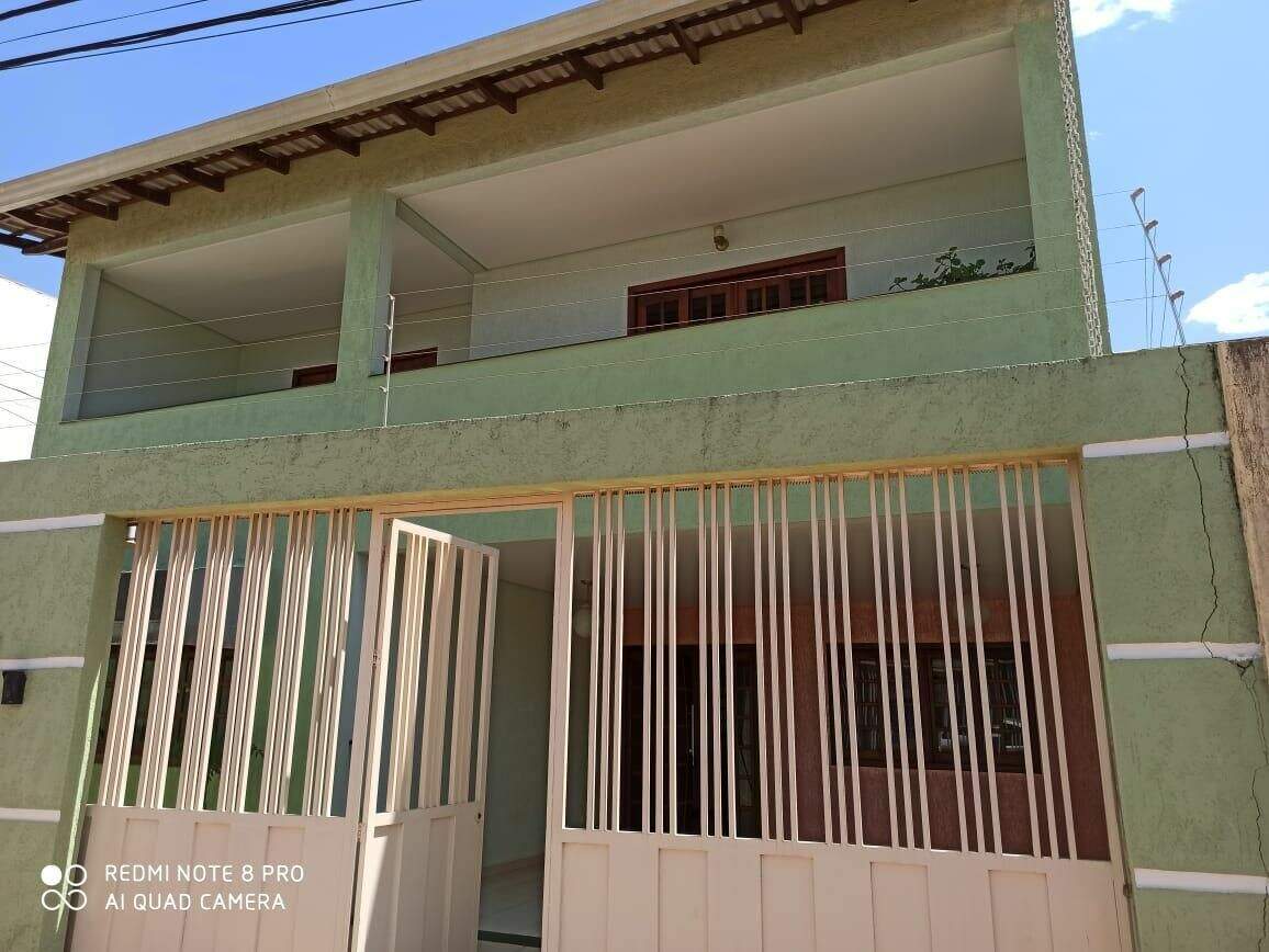 Sobrado à venda no Vila Nova: 