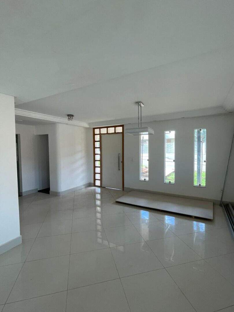 Casa à venda no Setor de Habitações Individuais Sul: 