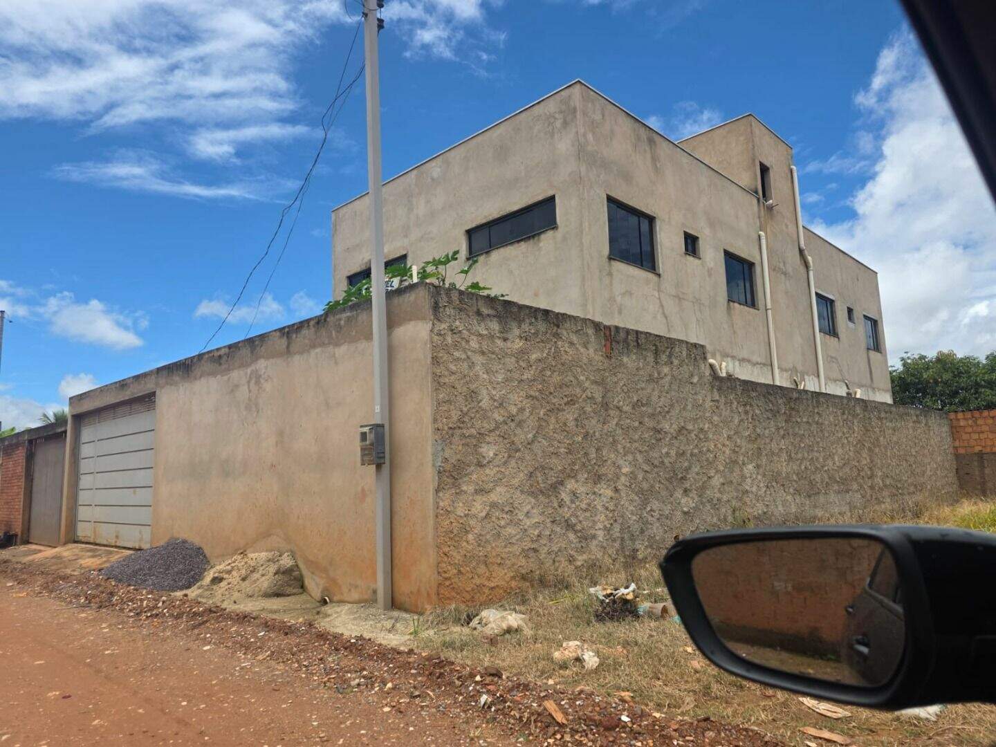 Sobrado à venda no Residencial Morro da Cruz (São Sebastião): 