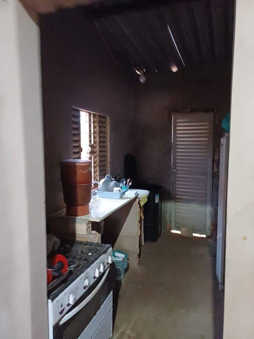 Casa à venda no Bonsucesso: 