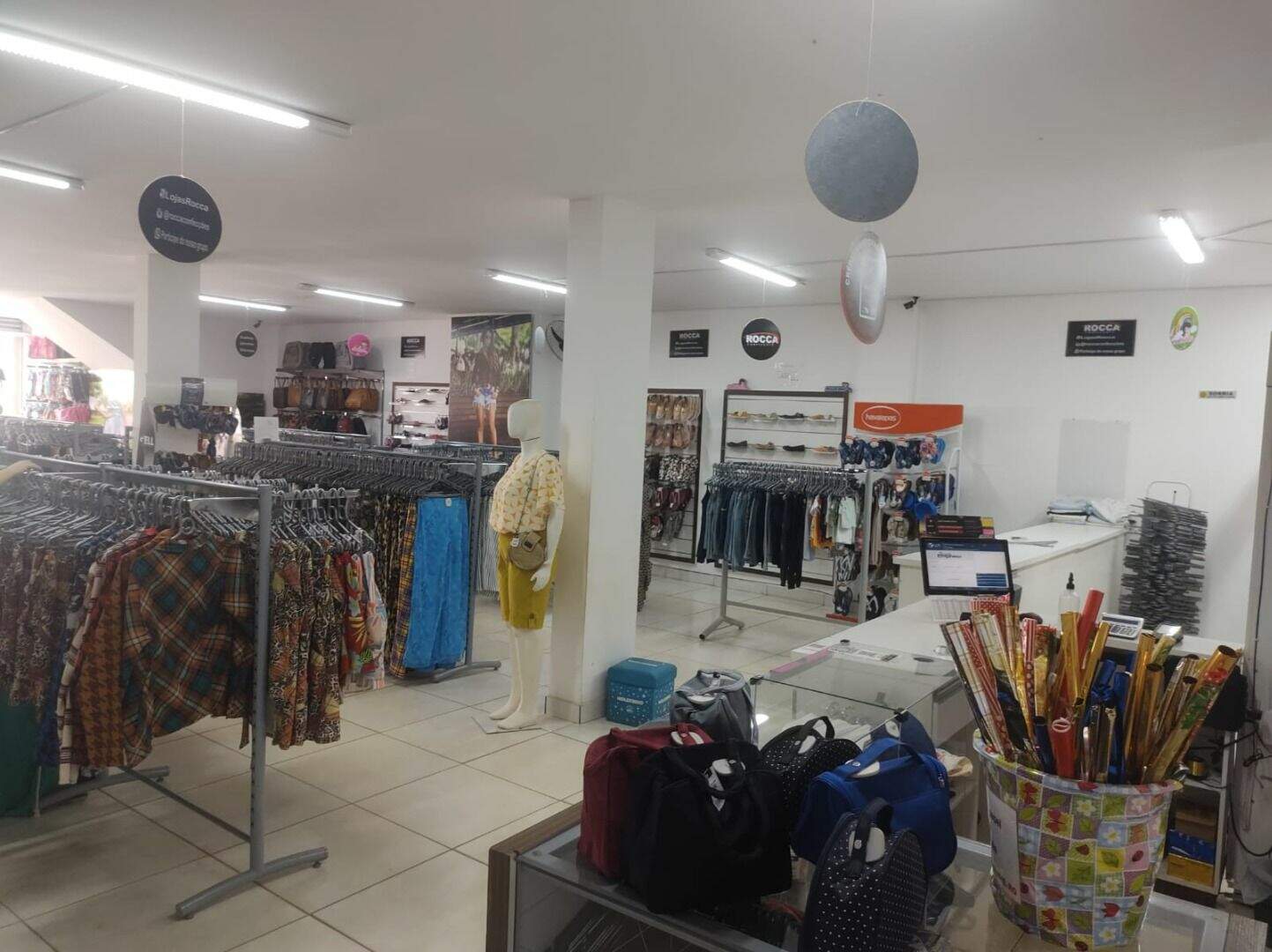 Casa comercial à venda no Centro: 