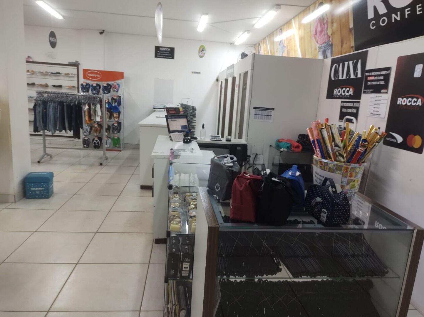 Casa comercial à venda no Centro: 