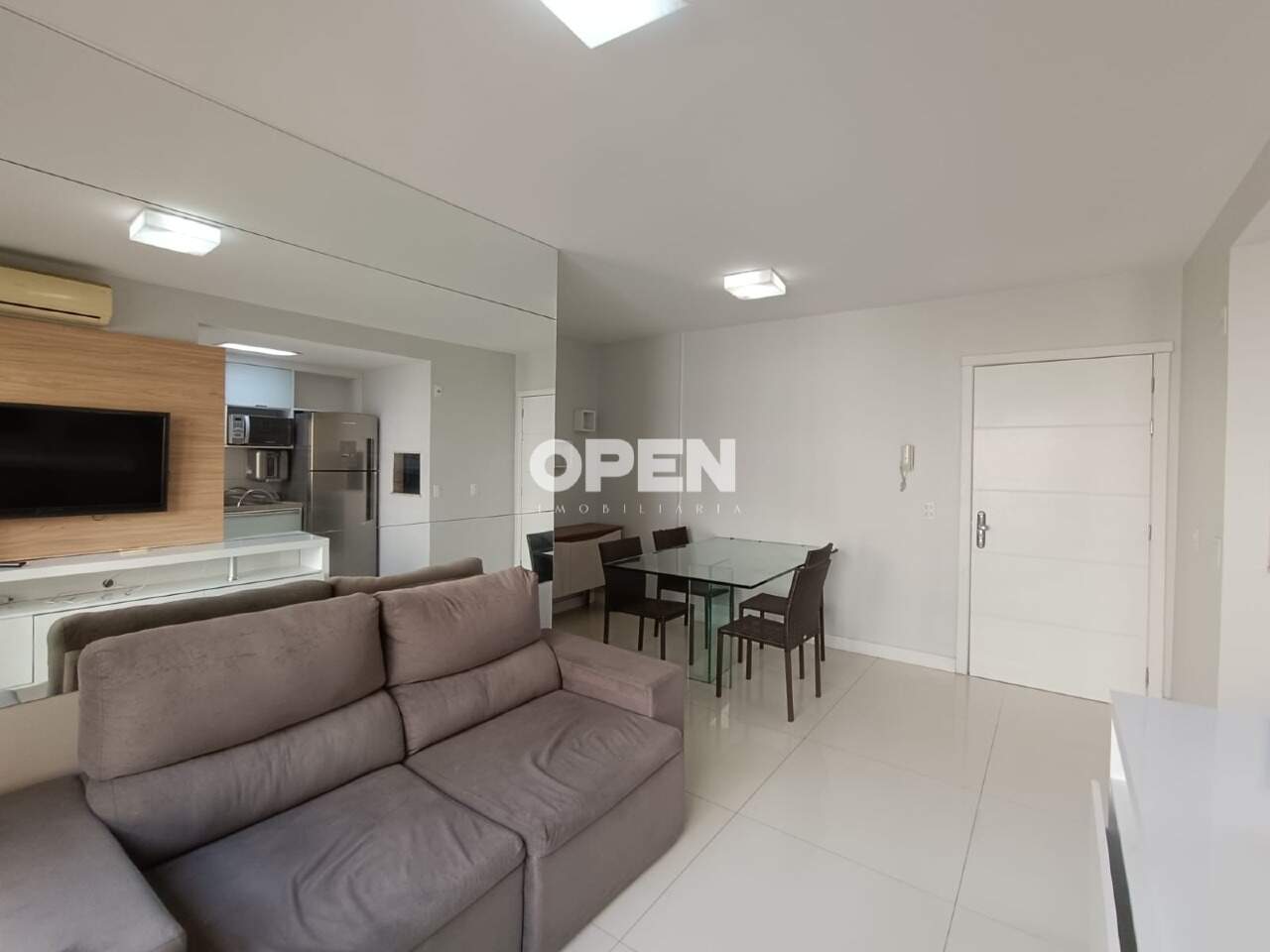 Apartamento com 60m², 2 dormitórios, 1 suíte, 1 vaga, LIFE PARK CONDOMÍNIO CLUBE em Canoas para Comprar