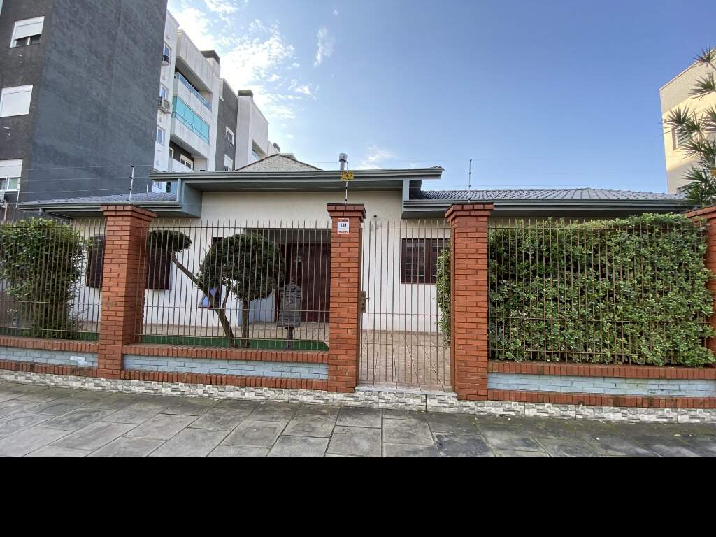 Casa com 148m², 2 dormitórios, 4 vagas no bairro Niterói em Canoas para Comprar