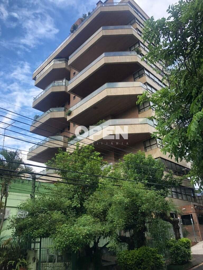 Apartamento com 398m², 4 dormitórios, 3 suítes, 2 vagas no bairro Centro em Canoas para Comprar