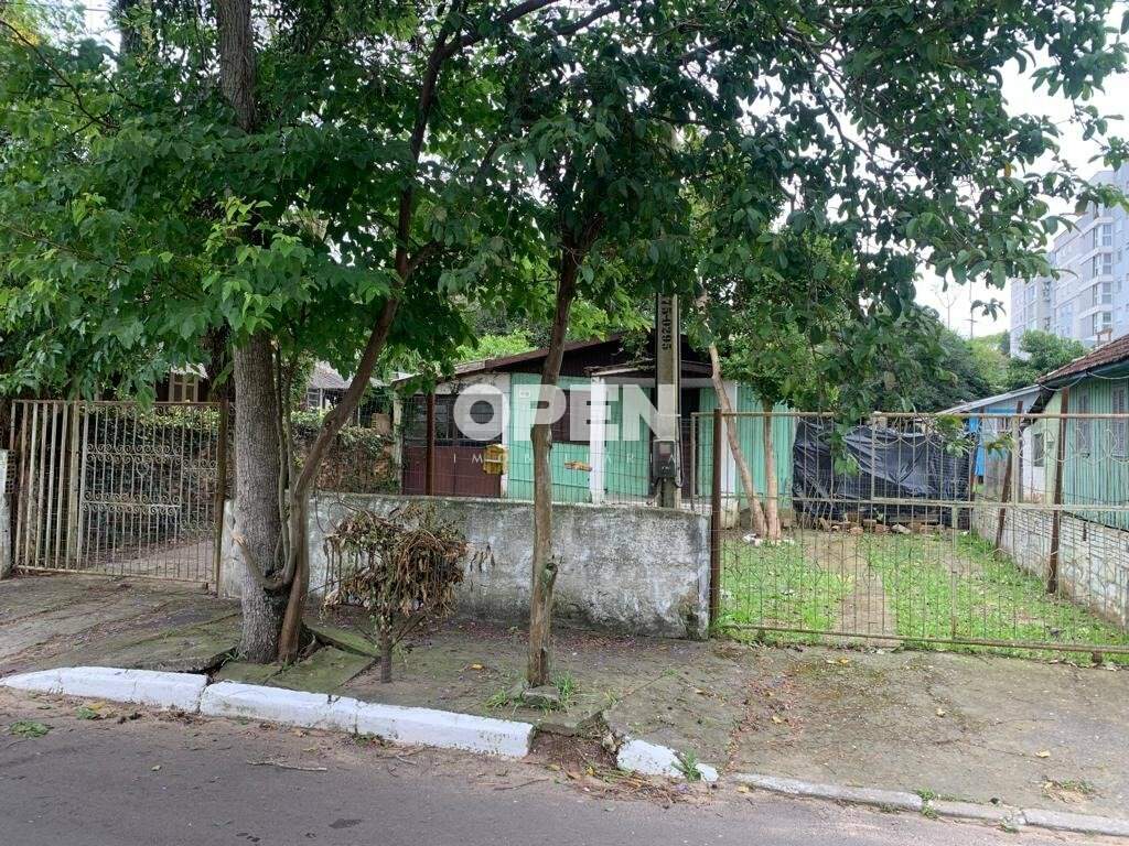 Terreno com 550m² no bairro Nossa Senhora das Graças em Canoas para Comprar