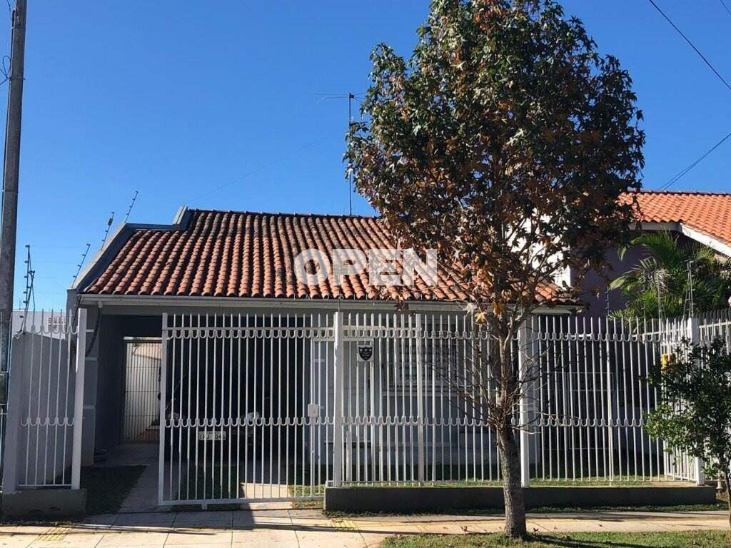 Casa com 92m², 3 dormitórios, 2 vagas no bairro Sao Jose em Canoas para Comprar