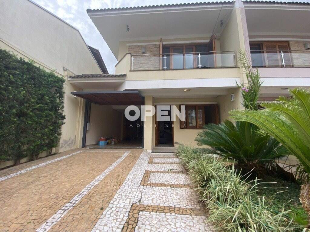 Casa com 192m², 3 dormitórios, 1 suíte, 4 vagas no bairro Centro em Canoas para Alugar