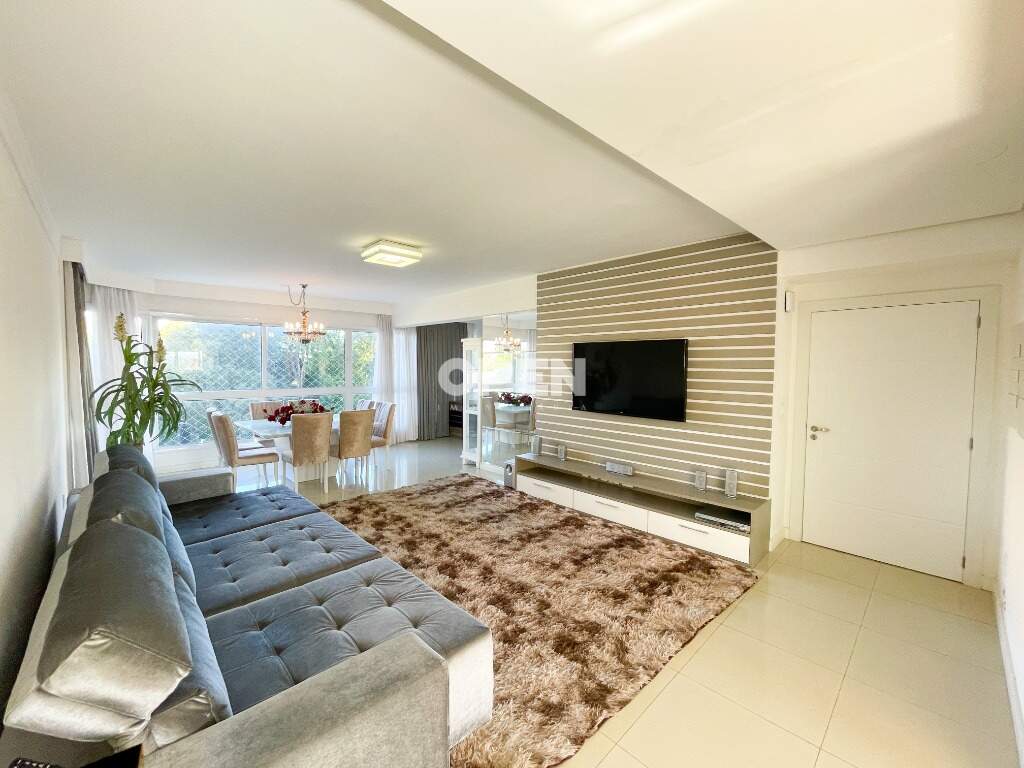 Apartamento com 220m², 3 dormitórios, 3 suítes, 3 vagas no bairro Centro em Canoas para Alugar
