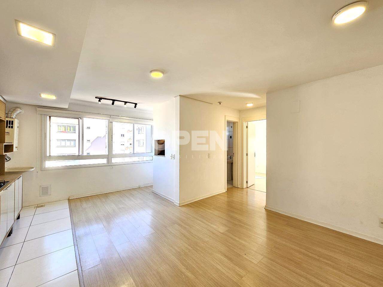 Apartamento com 54m², 1 dormitório, 1 vaga no bairro Fátima em Canoas para Comprar