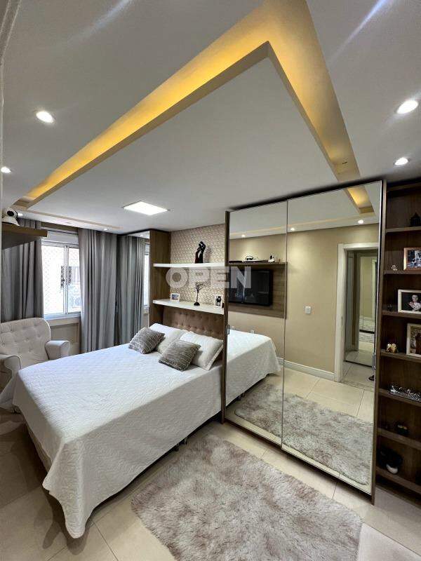 Casa em Condomínio  com 145m², 3 dormitórios, 1 suíte, 2 vagas, Jardim do Lago Clube Residencial em Canoas para Comprar