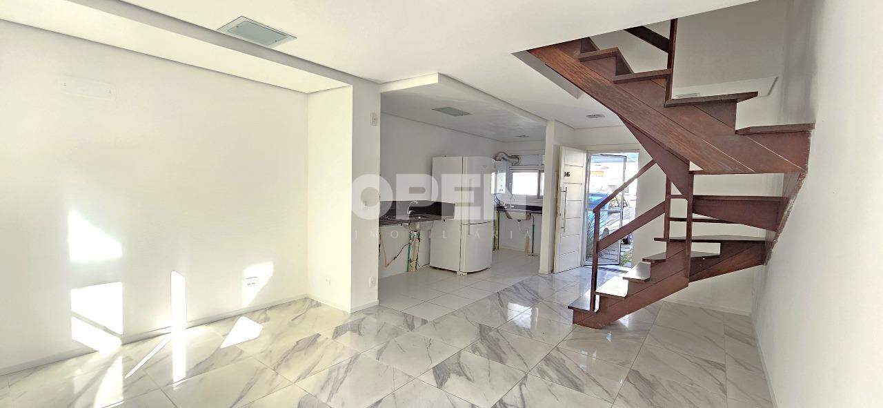 Casa em Condomínio  com 108m², 2 dormitórios, 2 suítes, 1 vaga, VIDA VIVA CLUBE CENTRO em Canoas para Comprar