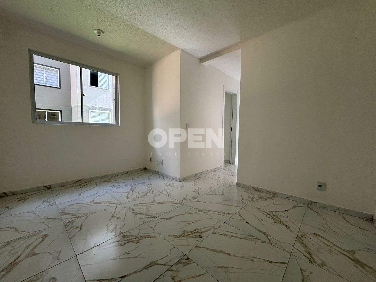 Apartamento com 43m², 2 dormitórios, 1 vaga no bairro Centro em Canoas para Alugar