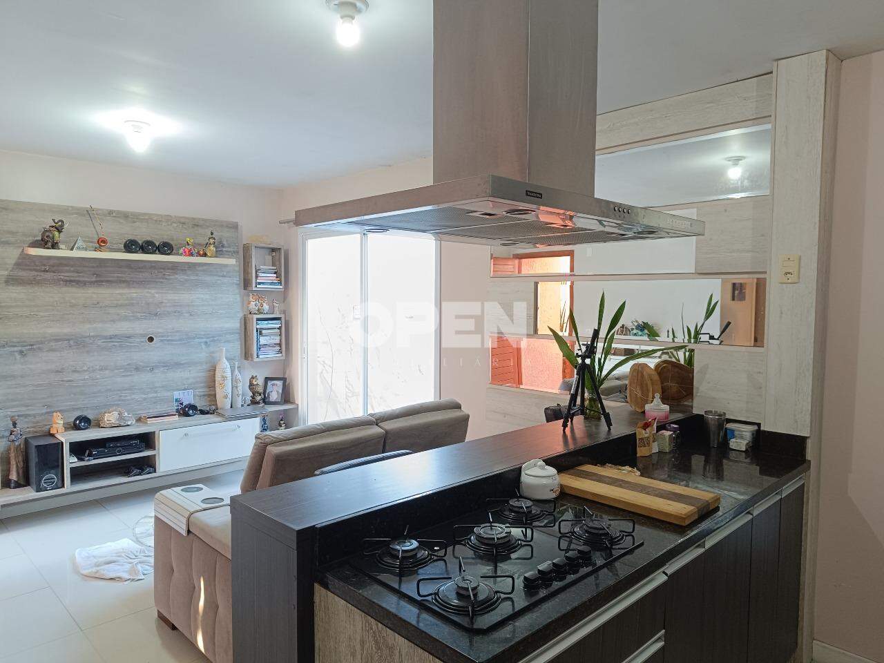 Casa em Condomínio  com 112m², 2 dormitórios, Residencial Villa Florença em Canoas para Comprar