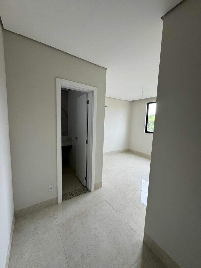 Apartamento à venda no Veneza: 