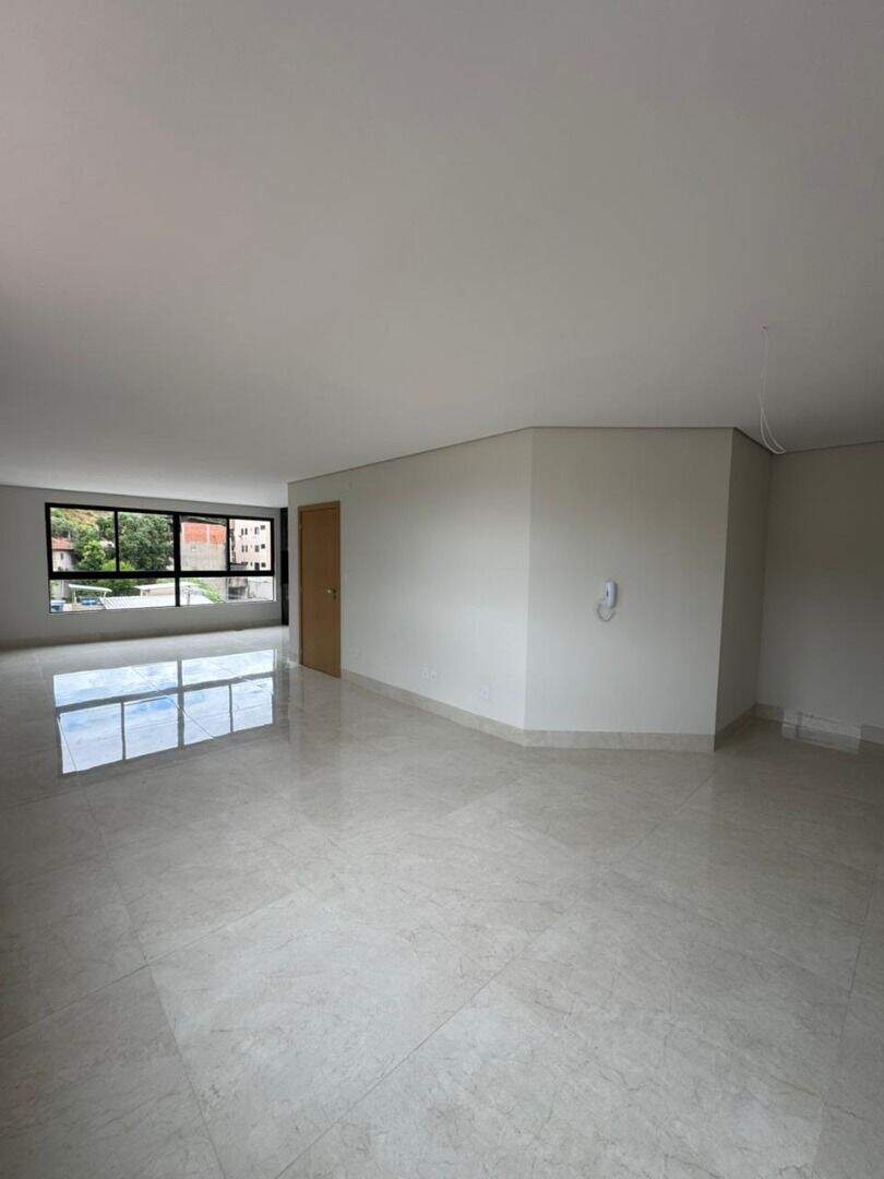 Apartamento à venda no Veneza: 