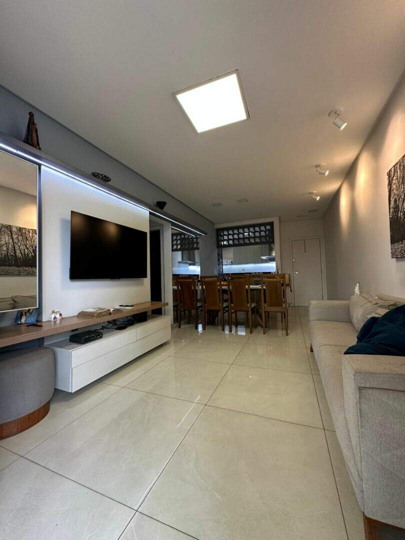 Apartamento à venda no Imbaúbas: 