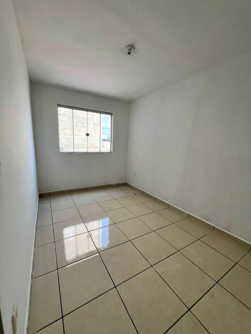 Apartamento à venda no Santana Do Paraiso: 