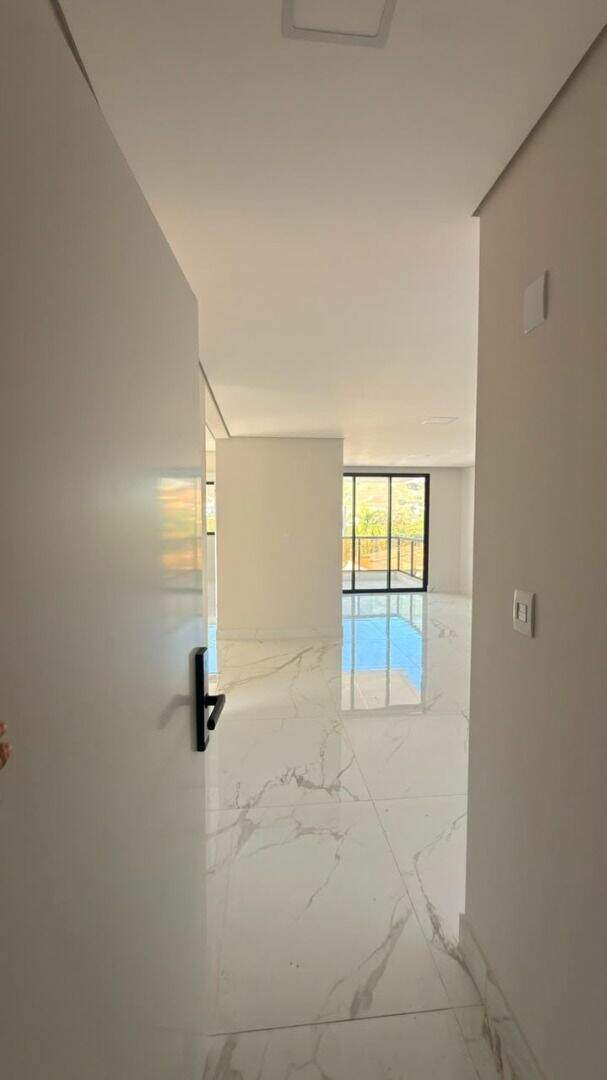 Apartamento à venda no Cidade Nobre: 
