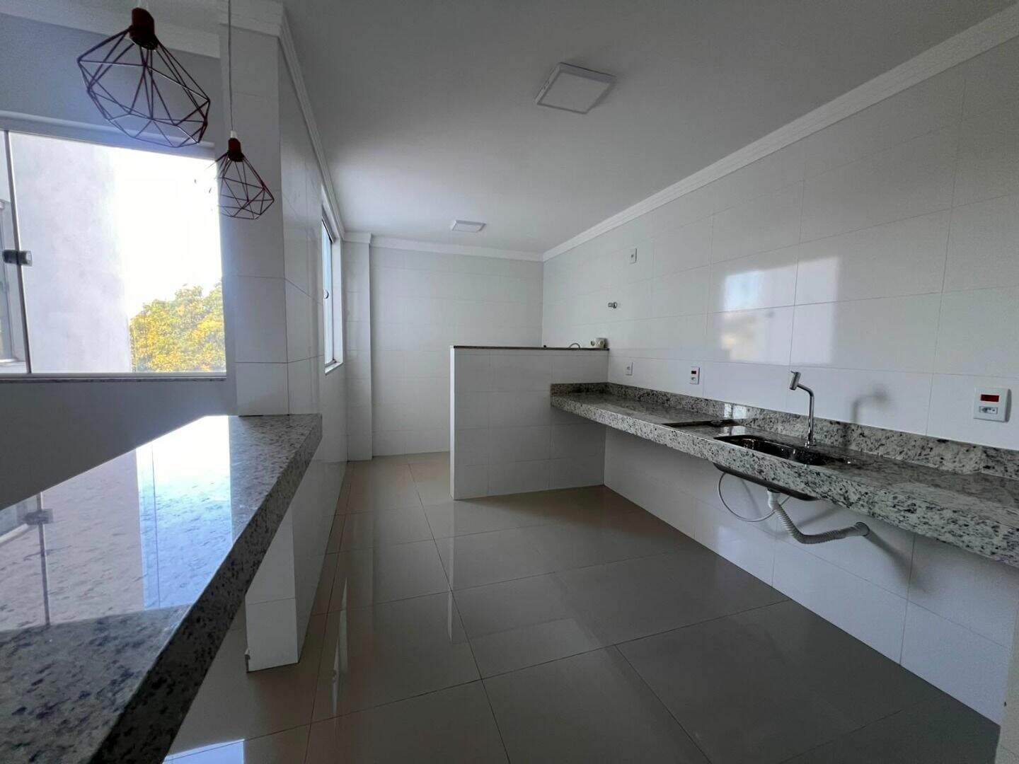 Apartamento à venda no Caravelas: 