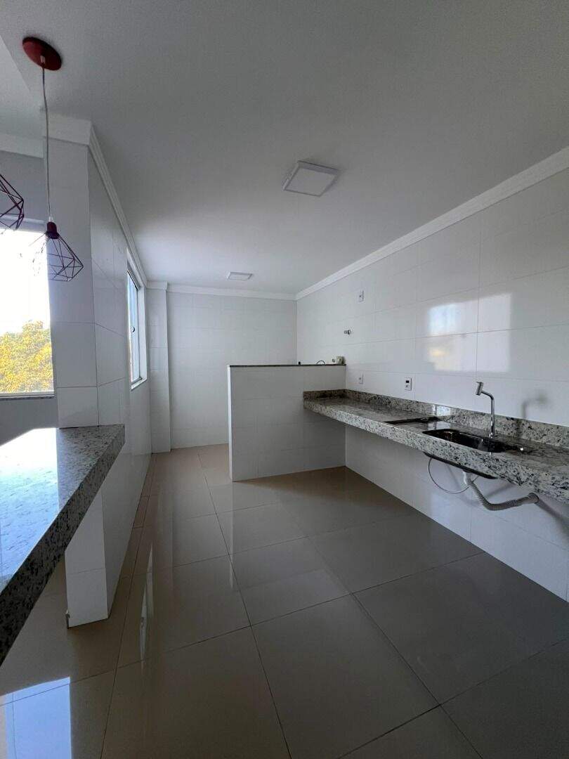 Apartamento à venda no Caravelas: 