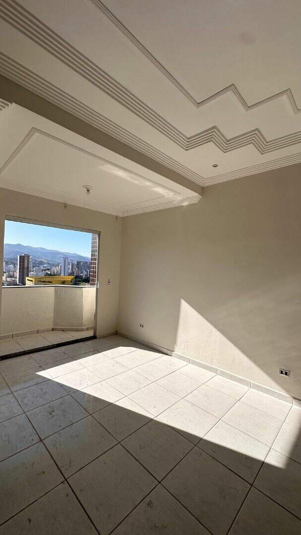Apartamento à venda no Iguaçu: 