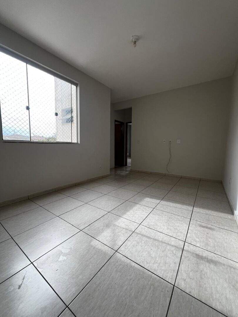 Apartamento à venda no Parque Caravelas: 