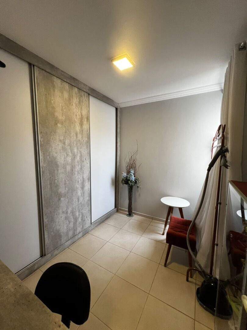 Apartamento à venda no Parque Caravelas: 