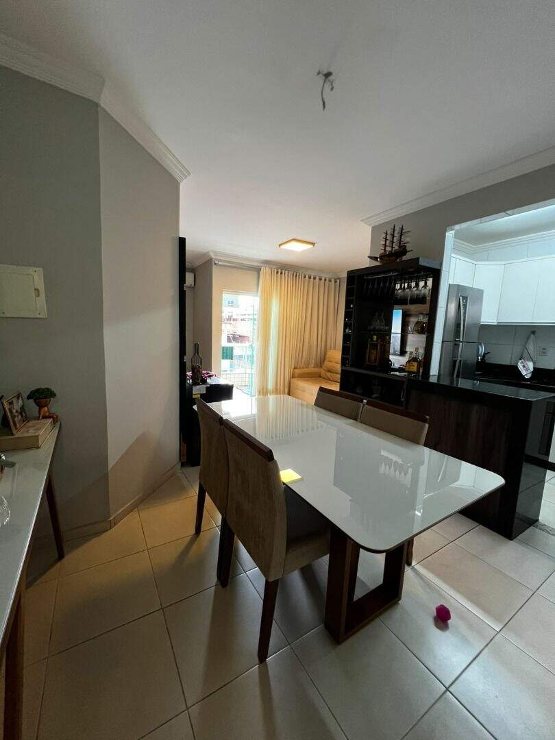 Apartamento à venda no Parque Caravelas: 