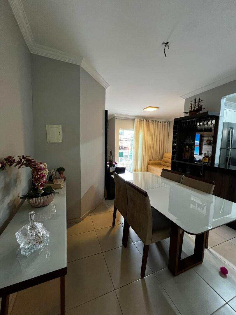 Apartamento à venda no Parque Caravelas: 