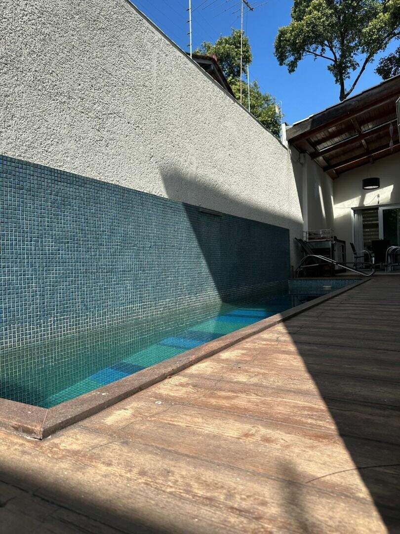 Casa à venda no Cariru: 