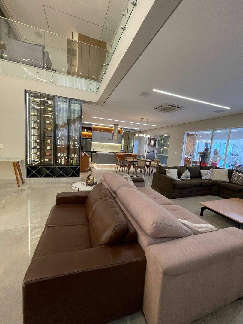 Casa à venda no Cariru: 