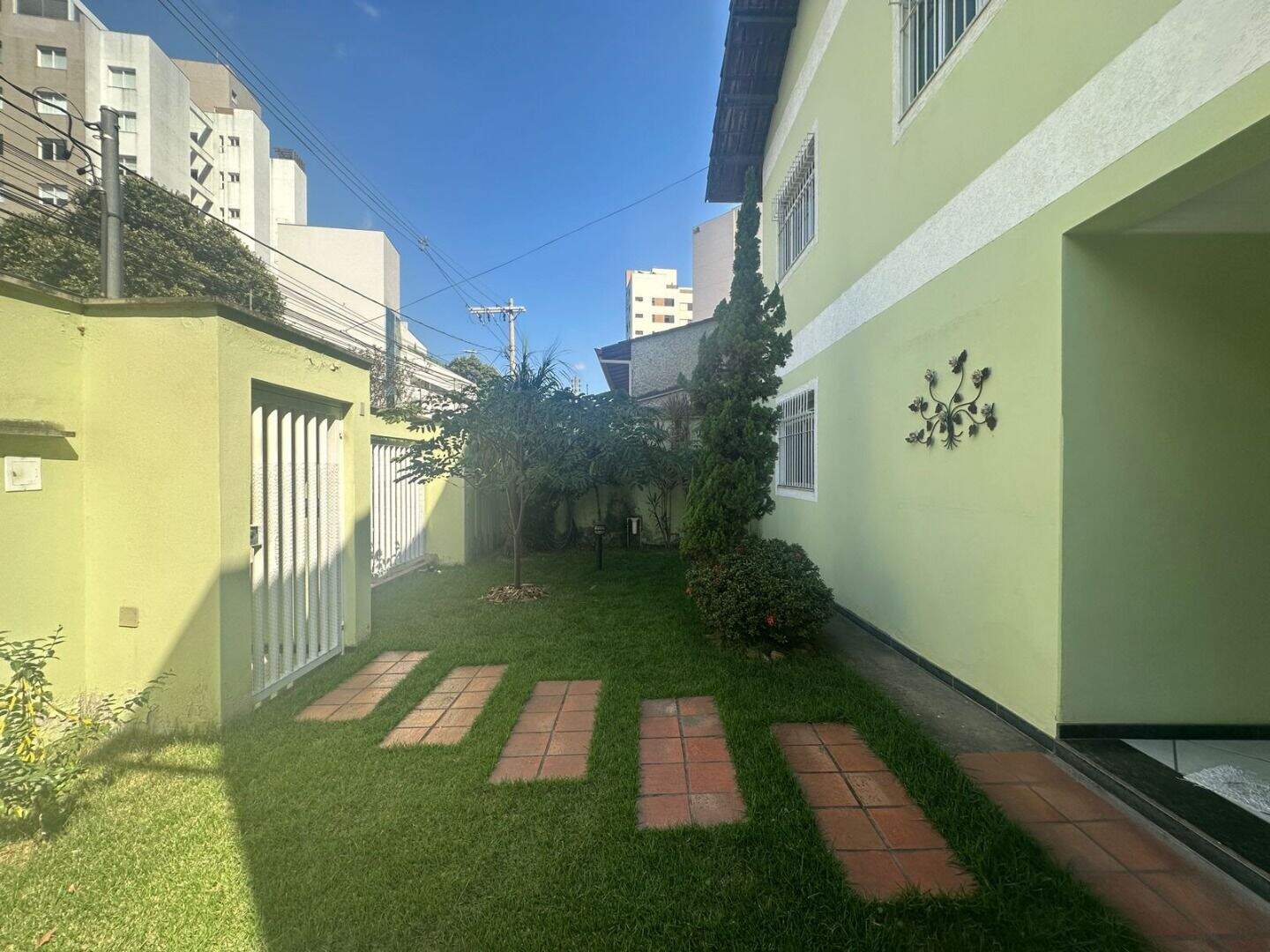 Casa à venda no Horto: 