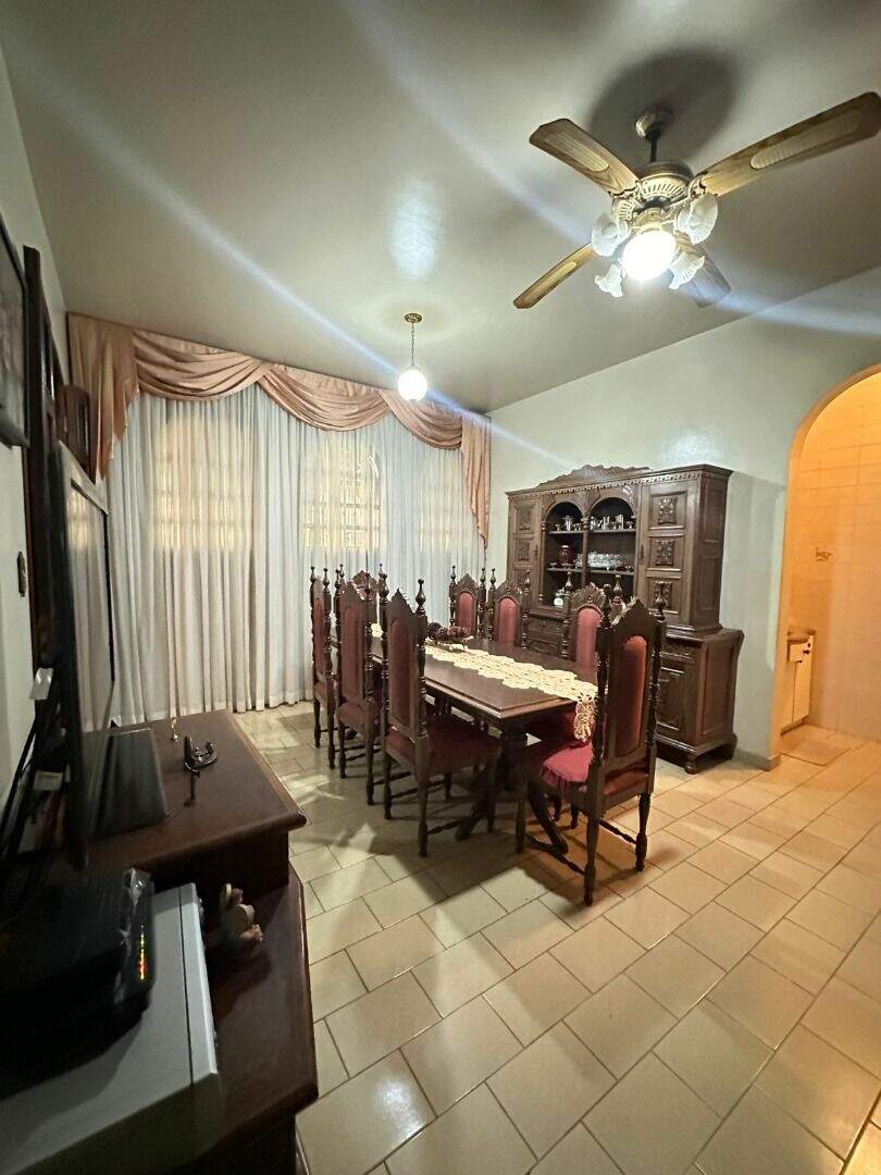 Casa à venda no Horto: 